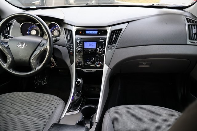 Hyundai Sonata  2011