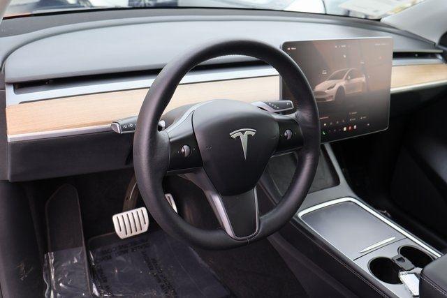 Tesla Model Y  2022