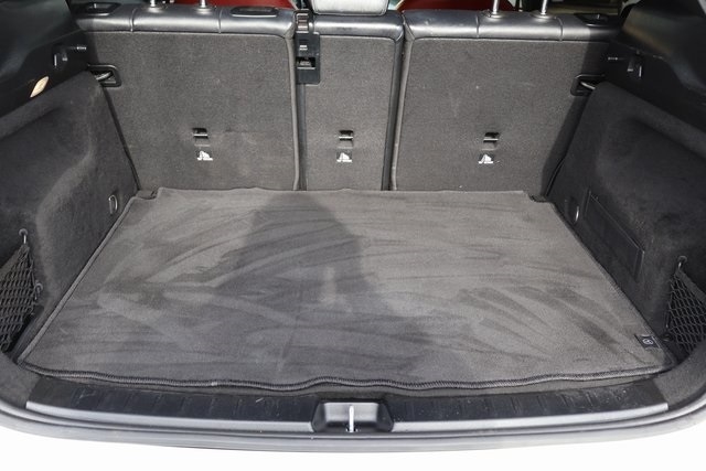 Mercedes-Benz GLA  2021