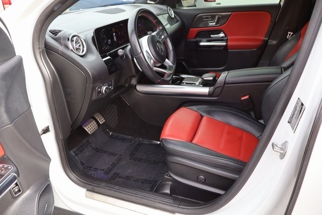 Mercedes-Benz GLA  2021