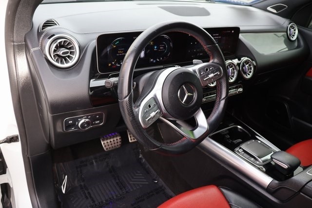 Mercedes-Benz GLA  2021