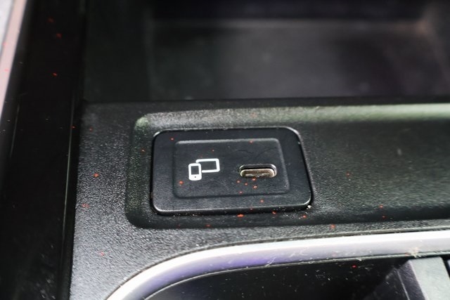 Mercedes-Benz GLA  2021