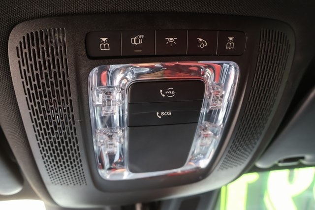 Mercedes-Benz GLA  2021