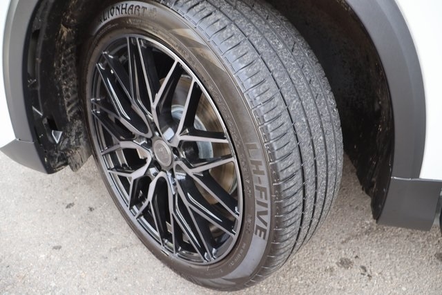 Mercedes-Benz GLA  2021