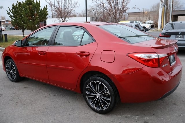 Toyota Corolla  2015