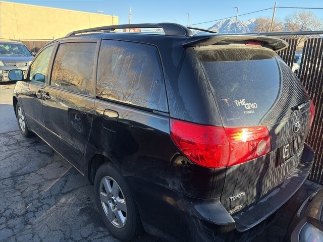 Toyota Sienna  2009