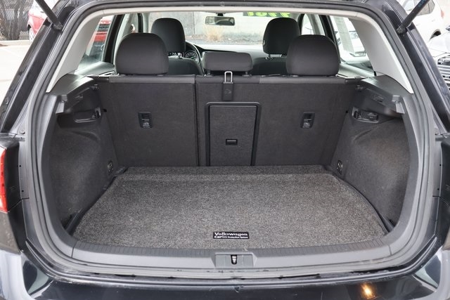 Volkswagen Golf  2018