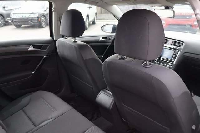 Volkswagen Golf  2018