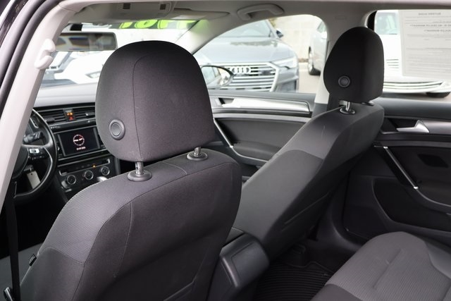 Volkswagen Golf  2018