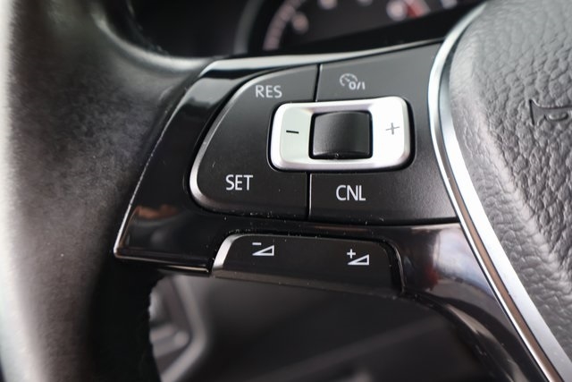 Volkswagen Golf  2018