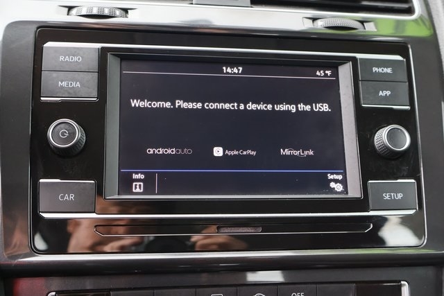 Volkswagen Golf  2018