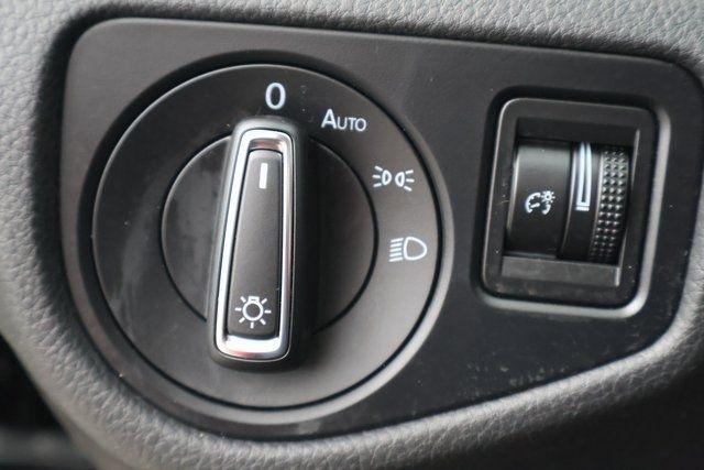 Volkswagen Golf  2018