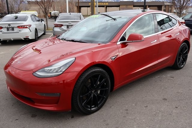 Tesla Model 3  2018