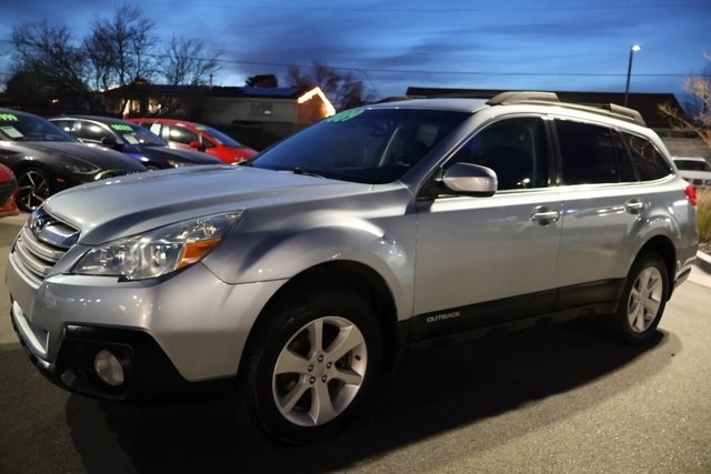 Subaru Outback  2013