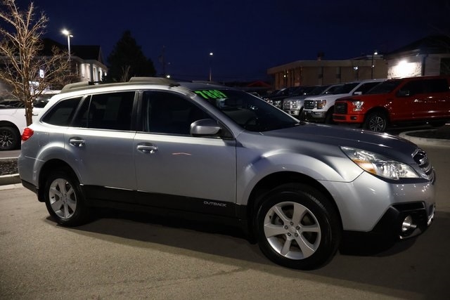 Subaru Outback  2013
