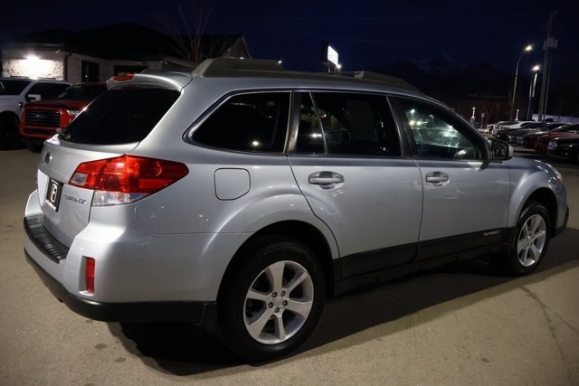 Subaru Outback  2013