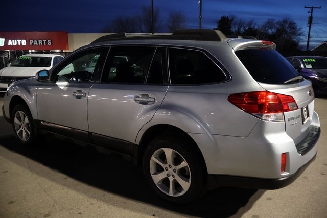 Subaru Outback  2013