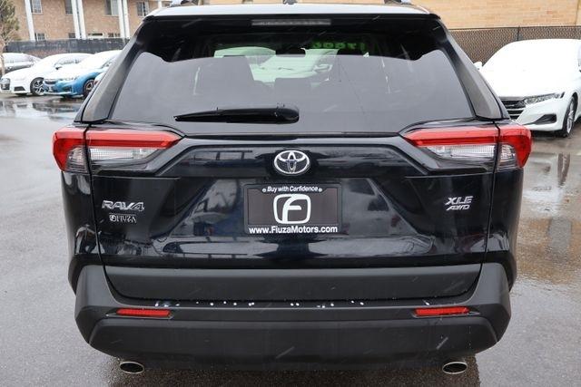 Toyota RAV4  2019