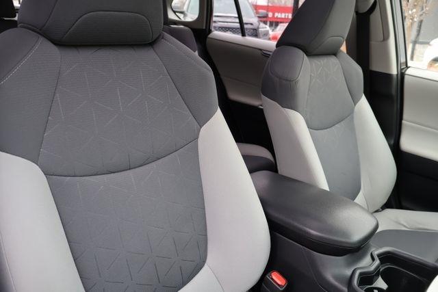 Toyota RAV4  2019