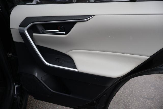 Toyota RAV4  2019