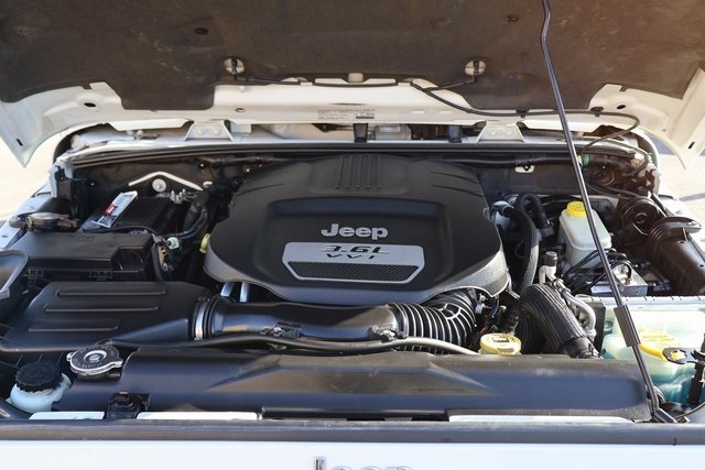 Jeep Wrangler Unlimited  2013