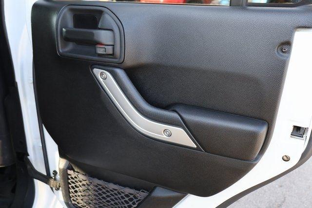 Jeep Wrangler Unlimited  2013