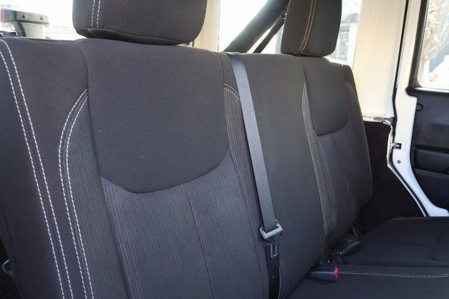 Jeep Wrangler Unlimited  2013