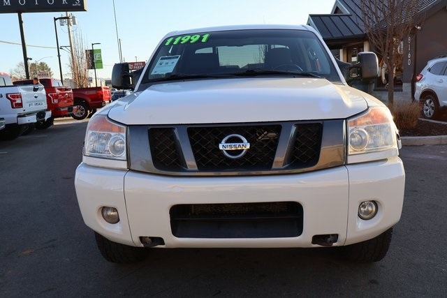 Nissan Titan  2012