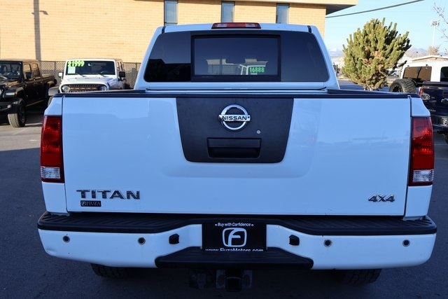 Nissan Titan  2012