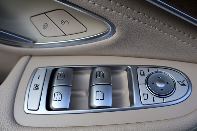 Mercedes-Benz C-Class  2016