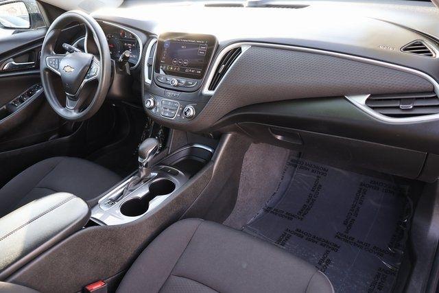 Chevrolet Malibu  2023