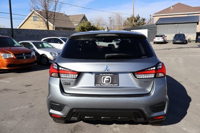 Mitsubishi Outlander Sport  2022