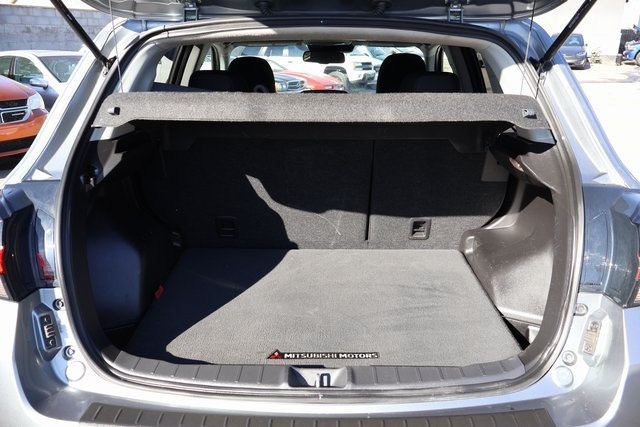 Mitsubishi Outlander Sport  2022