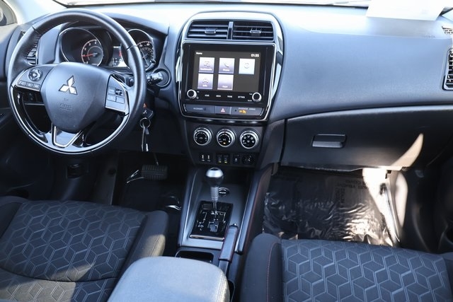 Mitsubishi Outlander Sport  2022