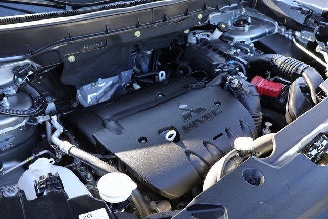 Mitsubishi Outlander Sport  2022