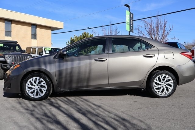 Toyota Corolla  2018