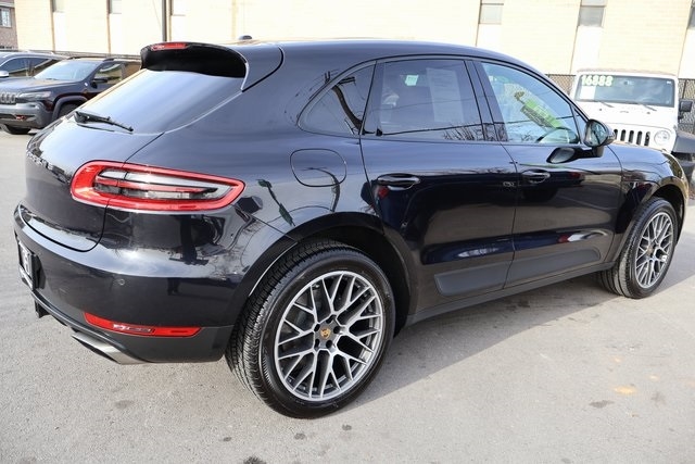 Porsche Macan  2017