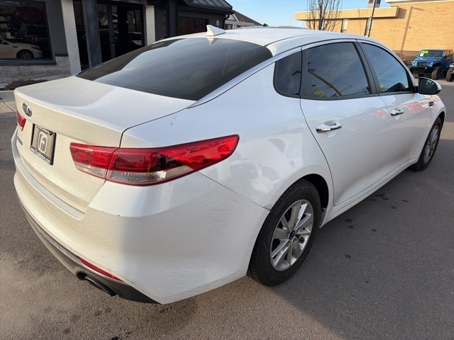 Kia Optima  2016