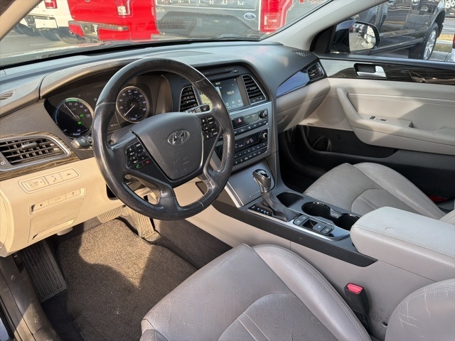 Hyundai Sonata Hybrid  2016