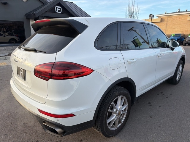 Porsche Cayenne  2016