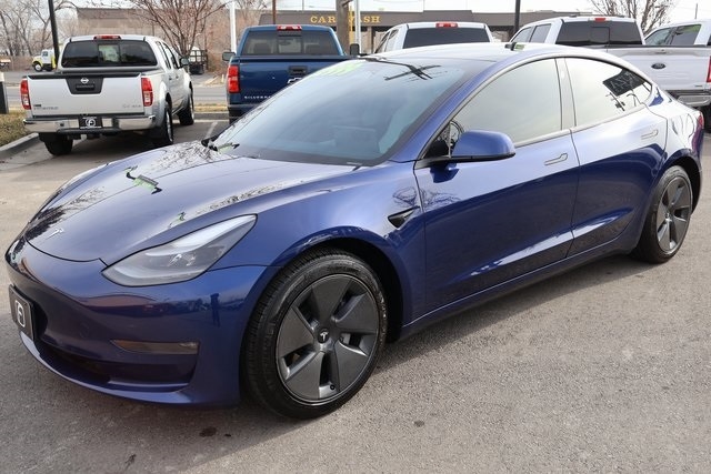 Tesla Model 3  2021