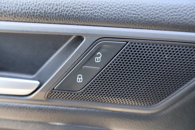 Volkswagen Tiguan  2021