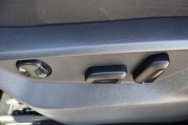 Volkswagen Tiguan  2021