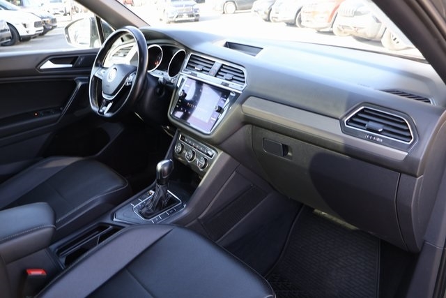 Volkswagen Tiguan  2021