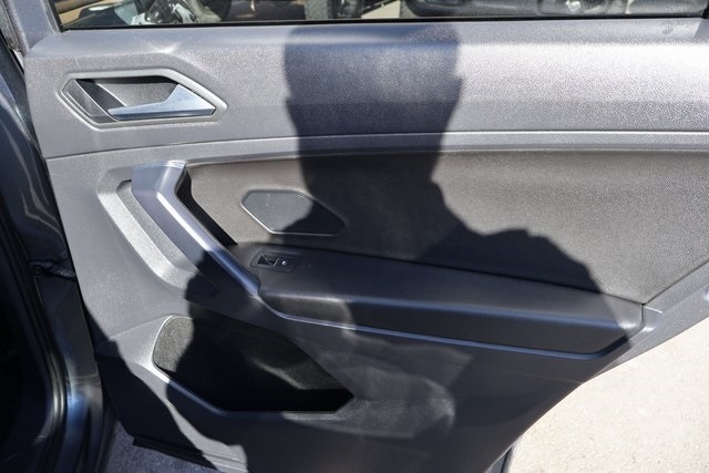 Volkswagen Tiguan  2021