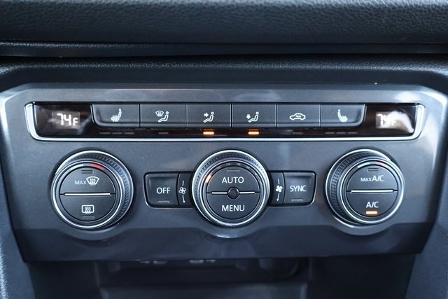 Volkswagen Tiguan  2021