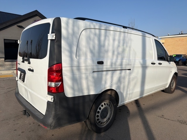Mercedes-Benz Metris Cargo Van  2022