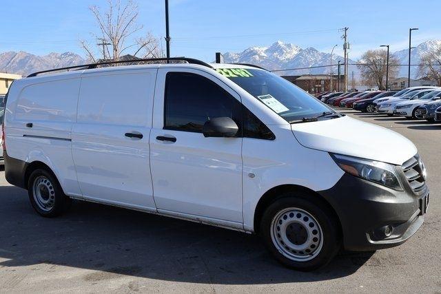 Mercedes-Benz Metris Cargo Van  2022