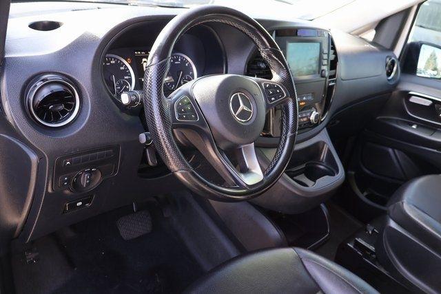 Mercedes-Benz Metris Cargo Van  2022