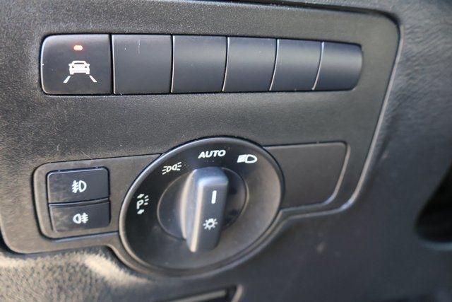 Mercedes-Benz Metris Cargo Van  2022